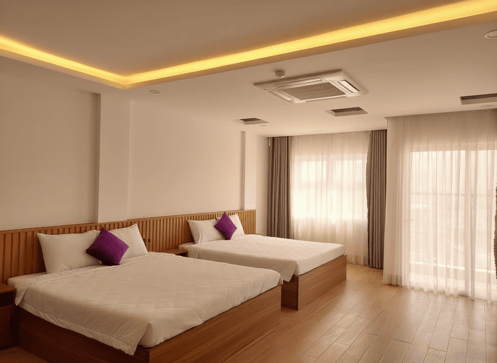 Lưu trú tiện lợi tại trung tâm, dễ dàng khám phá làng chài Nhơn Hải chỉ sau 20 - 30 phút (Nguồn: Internet)